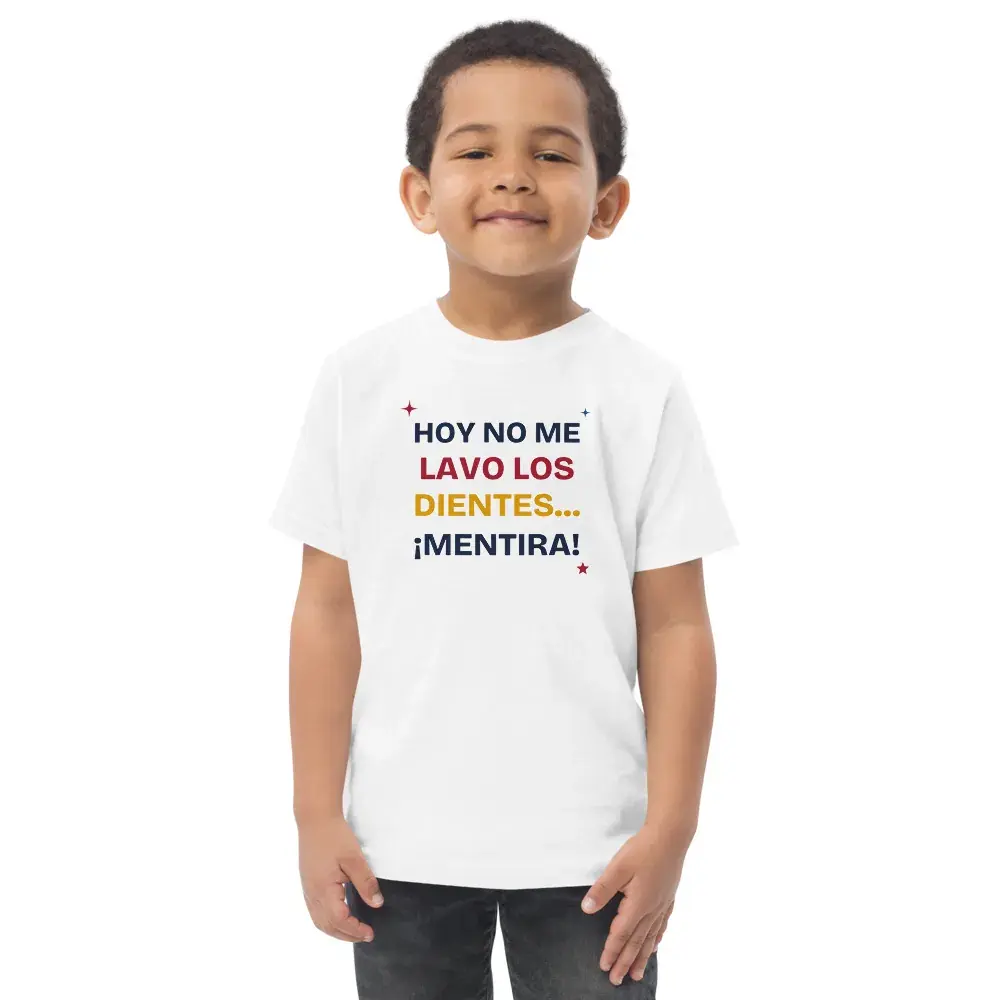 «Hoy no me lavo los dientes… mentira» — Camiseta de peque — White