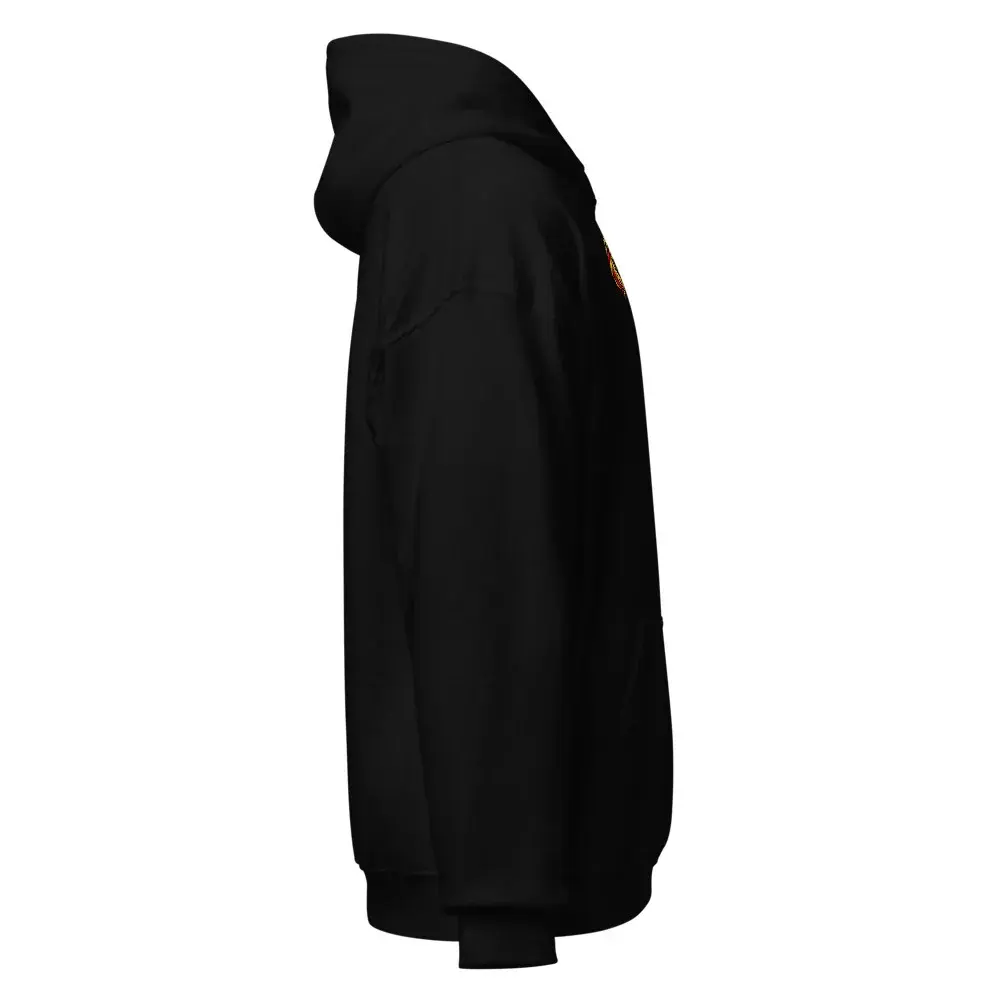 León al pecho — Sudadera con capucha — Black — Right